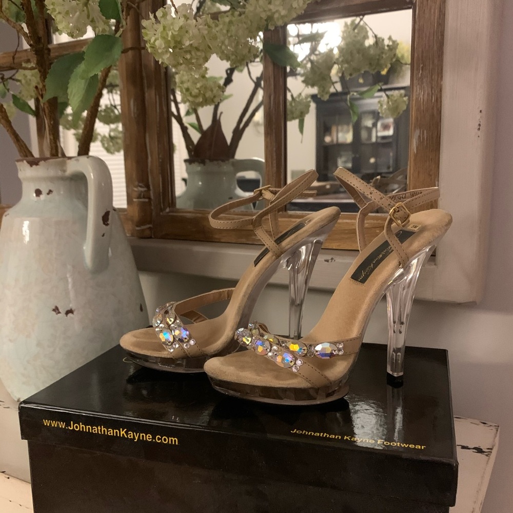 Jonathan Kayne Heels